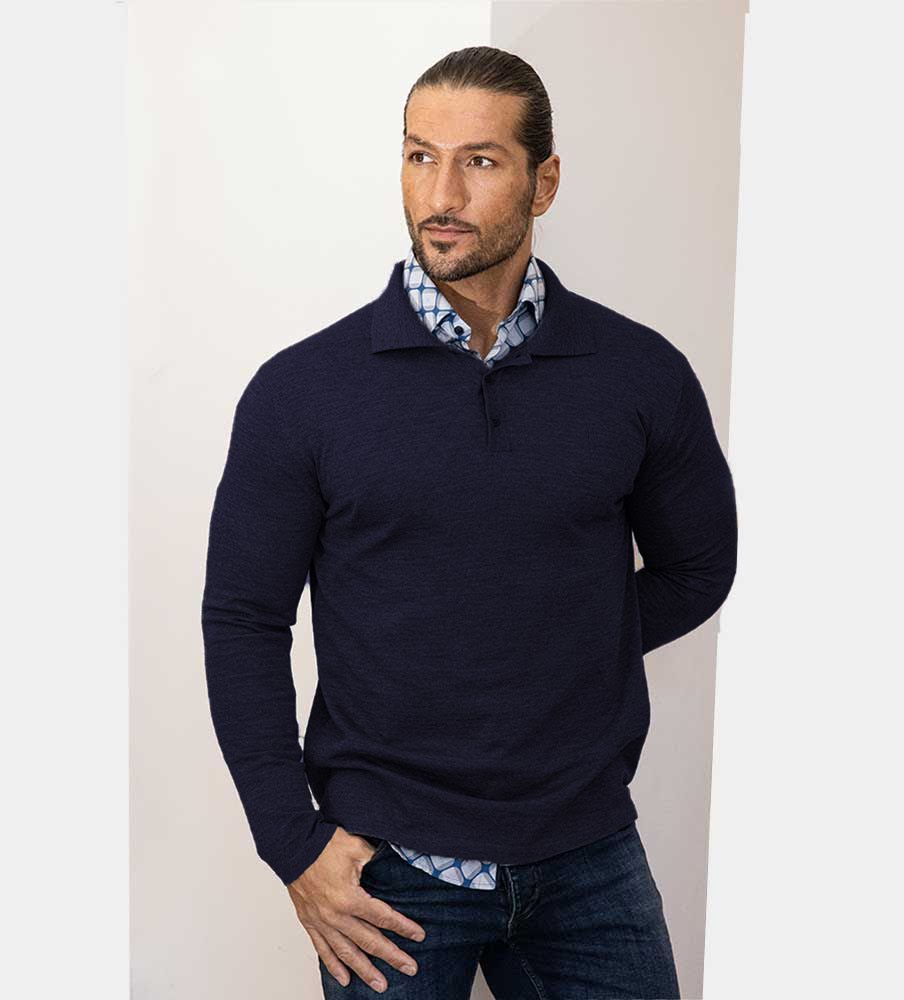 Skjorta under en tröja Skjorta under en tröja