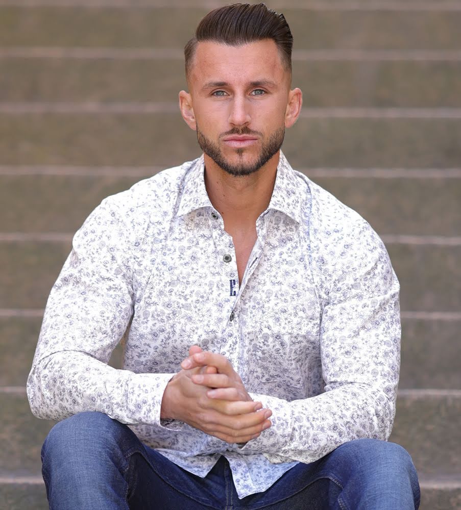 Skjorta med diskret mönster