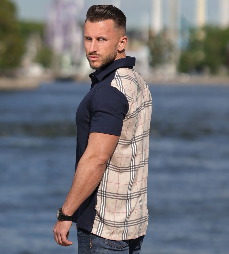 Mörkblå piketröja Mörkblå piketröja