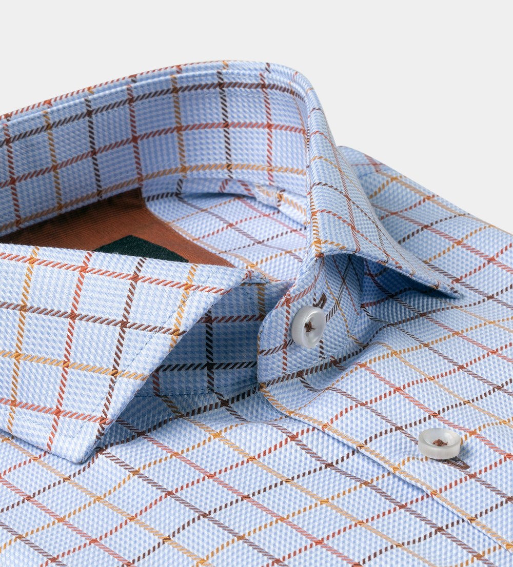 blå skjorta herr brun rutig