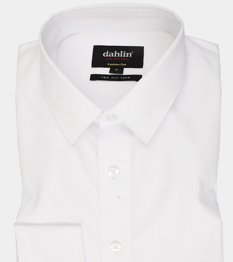 vit skjorta figursydd spetsigare krage vit skjorta figursydd spetsigare krage